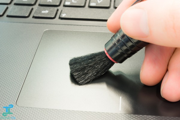 Vệ sinh máy tính quận 11 giúp loại bỏ bụi bẩn