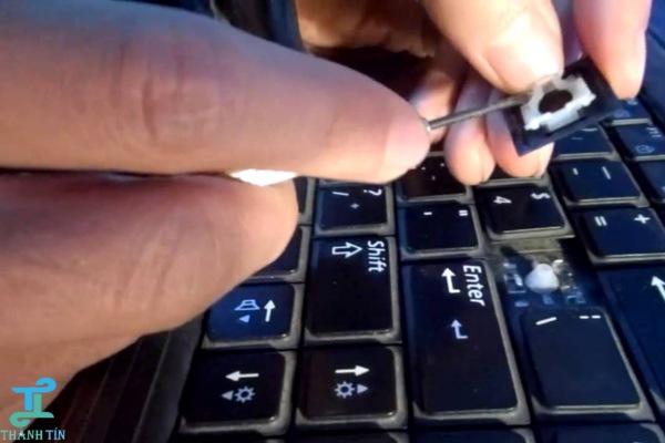 Nắm rõ cách lắp bàn phím laptop Dell tiết kiệm chi phí