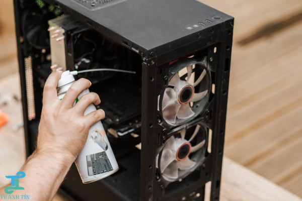 Xử lý bụi nhỏ bằng máy thổi